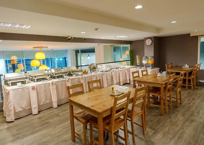 Hotel Prom Thailand Cultural Centre Anex2 3*